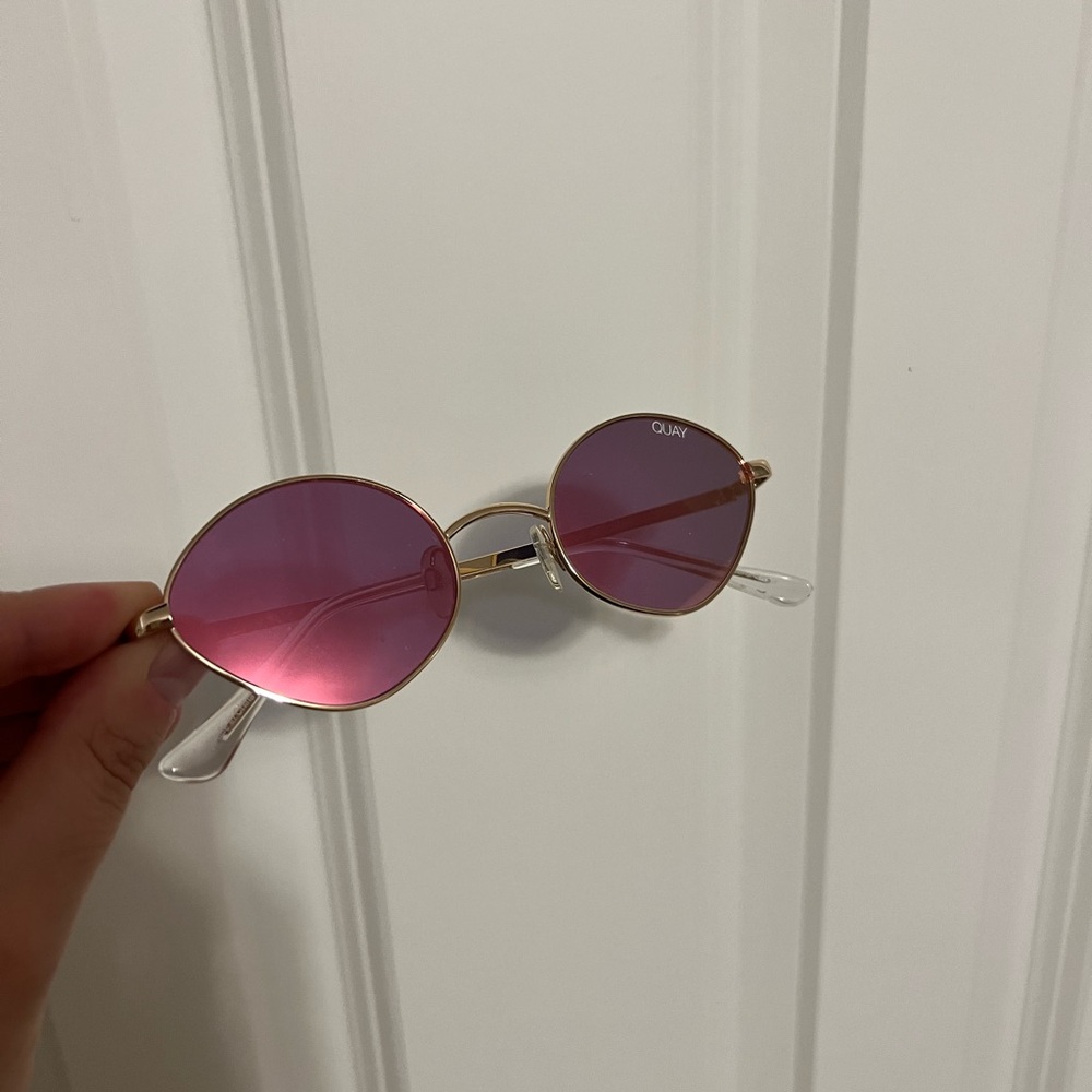 Quay Pink Oval Sunglasses